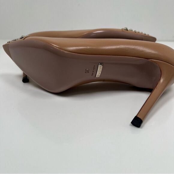 Gucci Gucci Beige Leather Studded Coline Pumps Size 38 - Picture 8 of 13